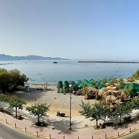 Seafront Luxury Apartment Kalamata