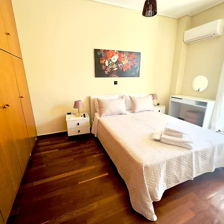 Seafront Luxury Apartment Kalamata