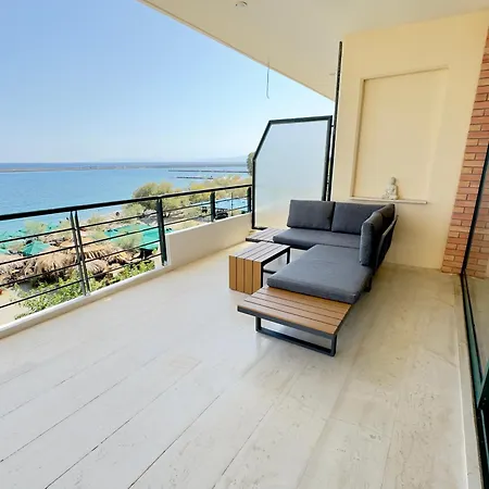 アパート Seafront Luxury