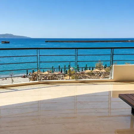 Seafront Luxury Kalamata