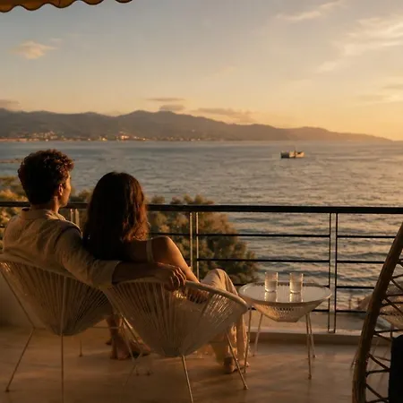 Seafront Luxury * Kalamata