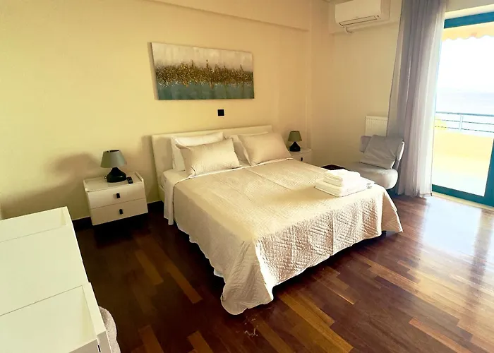 Seafront Luxury * Kalamata